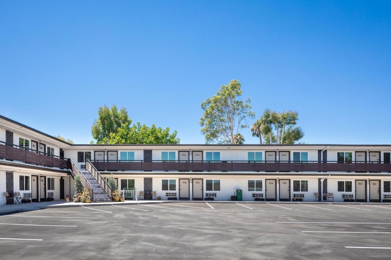 California Inn Анахайм Экстерьер фото