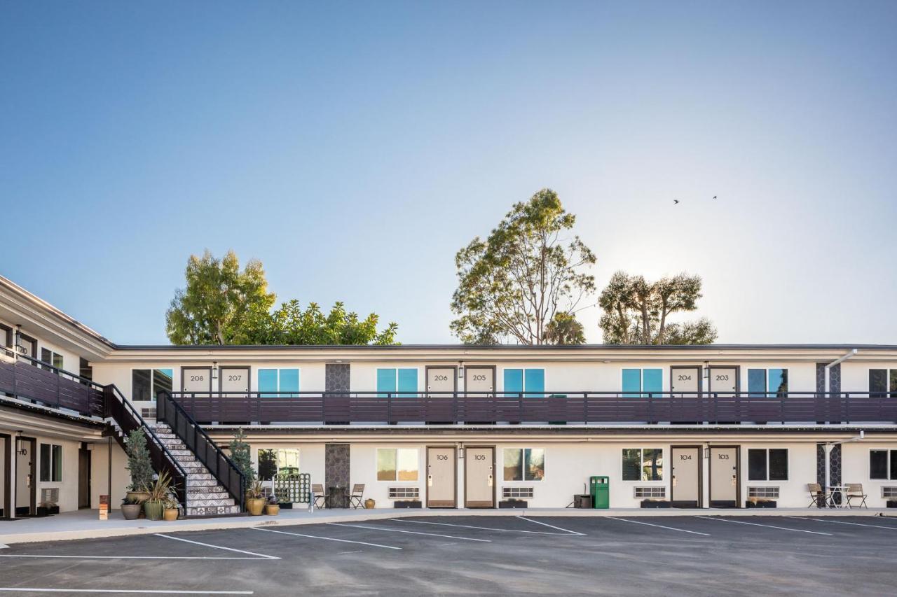 California Inn Анахайм Экстерьер фото
