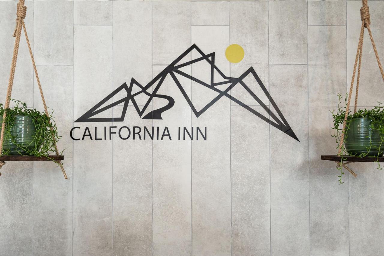 California Inn Анахайм Экстерьер фото