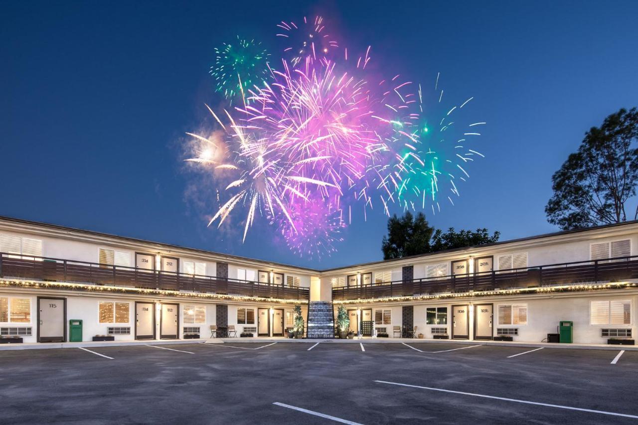 California Inn Анахайм Экстерьер фото