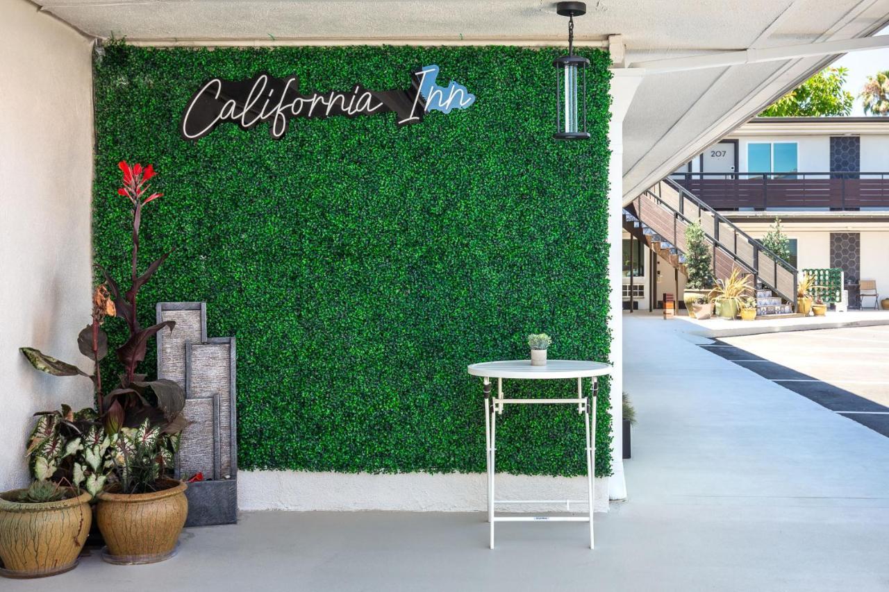 California Inn Анахайм Экстерьер фото